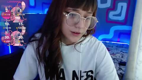 Snapshot of zara_sin chatting on 10-11-25, 11:42 Zara online show from 10-11-25, 11:42