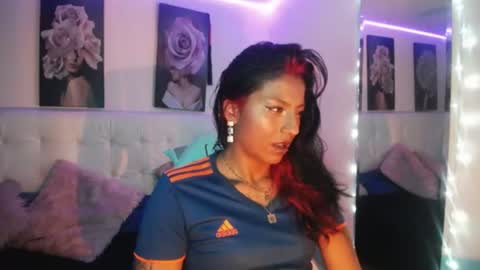 Snapshot of zarahbennet chatting on 06-22-26, 02:03 Zarah online show from 06-22-26, 02:03