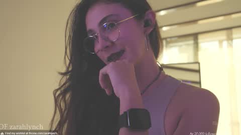 Snapshot of zarahlynch chatting on 10-27-25, 09:08 Miss Lynch Next show 2911 online show from 10-27-25, 09:08