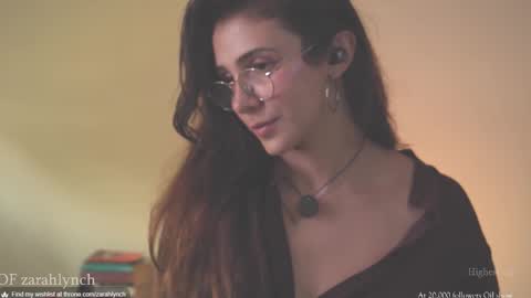 Snapshot of zarahlynch chatting on 10-31-25, 09:16 Miss Lynch Next show 2911 online show from 10-31-25, 09:16