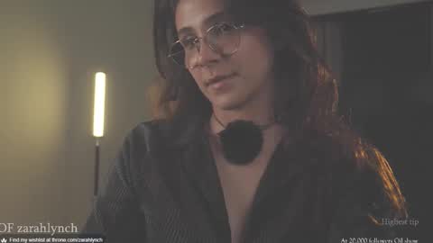 Snapshot of zarahlynch chatting on 11-08-25, 11:03 Miss Lynch Next show 2911 online show from 11-08-25, 11:03