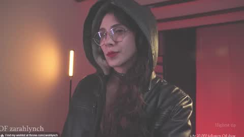 Snapshot of zarahlynch chatting on 11-16-25, 10:48 Miss Lynch Next show 2911 online show from 11-16-25, 10:48