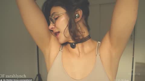 Snapshot of zarahlynch chatting on 12-14-25, 10:14 Miss Lynch Next show 2911 online show from 12-14-25, 10:14