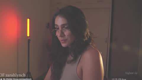 Snapshot of zarahlynch chatting on 12-16-25, 12:37 Miss Lynch Next show 2911 online show from 12-16-25, 12:37