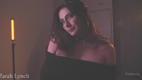 Snapshot of zarahlynch chatting on 03-31-26, 03:08 Miss Lynch Next show 2911 online show from 03-31-26, 03:08