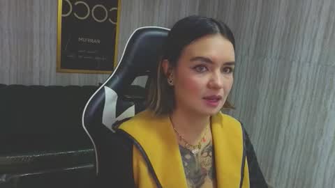 Isabella online show from 01-19-26, 12:42