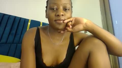 Snapshot of zariah011 chatting on 03-16-26, 05:55 zariah online show from 03-16-26, 05:55
