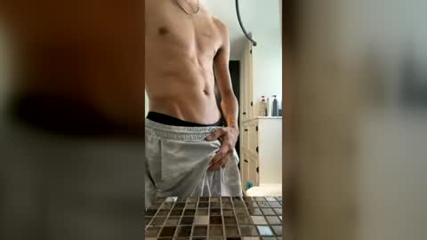 Snapshot of zay6159 chatting on 07-18-26, 07:06 zay6159 online show from 07-18-26, 07:06