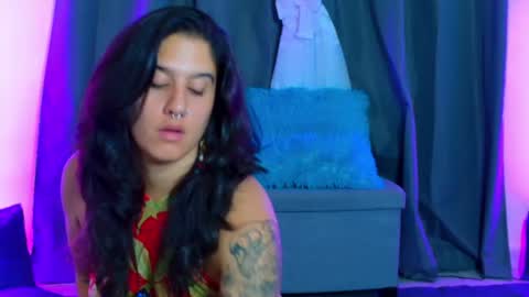 Karolyne online show from 06-17-26, 10:10