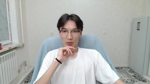 Snapshot of zengom chatting on 06-01-26, 11:28 Zen online show from 06-01-26, 11:28