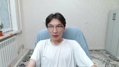 Snapshot of zengom chatting on 06-13-26, 11:46 Zen online show from 06-13-26, 11:46