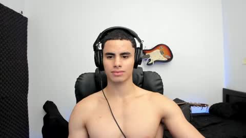 zenzhu online show from 04-15-26, 05:14