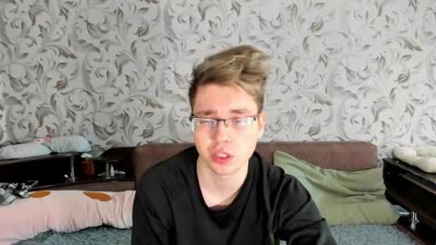 Ethan online show from 05-25-26, 04:29