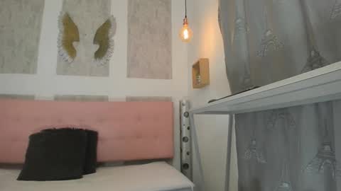 Snapshot of zhamira_21 chatting on 03-15-26, 08:04 ZHAMIRA ANDRES online show from 03-15-26, 08:04