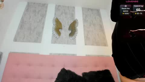 Snapshot of zhamira_21 chatting on 03-21-26, 09:40 ZHAMIRA ANDRES online show from 03-21-26, 09:40