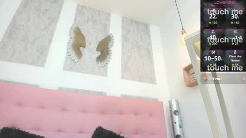 Snapshot of zhamira_21 chatting on 03-30-26, 10:44 ZHAMIRA ANDRES online show from 03-30-26, 10:44