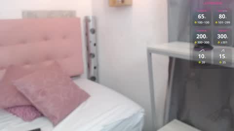 Snapshot of zhamira_21 chatting on 05-31-26, 09:05 ZHAMIRA ANDRES online show from 05-31-26, 09:05