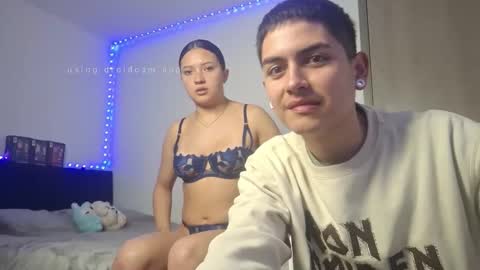 Zhara and logan online show from 06-01-26, 12:18