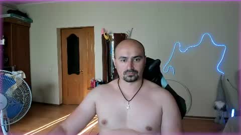 Snapshot of ziesh chatting on 06-16-26, 02:19 Ziesh online show from 06-16-26, 02:19