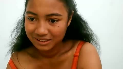 elly online show from 05-08-26, 06:19