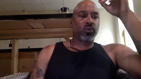 Snapshot of zionlion22 chatting on 06-19-26, 02:43 zionlion22 online show from 06-19-26, 02:43