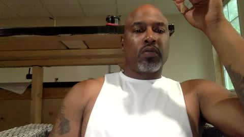 Snapshot of zionlion22 chatting on 07-19-26, 07:06 zionlion22 online show from 07-19-26, 07:06