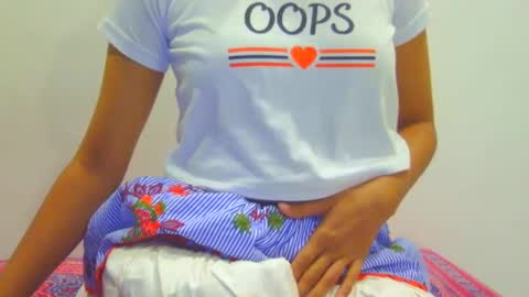 Snapshot of zisaa_indian chatting on 03-09-25, 09:46 Zisu online show from 03-09-25, 09:46