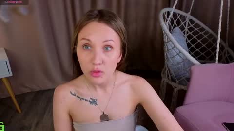 Zlata  Mon Tue Thu Fri Sun Sa GMT 3 0000pm - 0600pm  online show from 07-16-26, 09:26