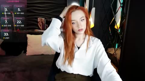 Snapshot of zlata_az chatting on 04-17-26, 02:09 Zlata online show from 04-17-26, 02:09