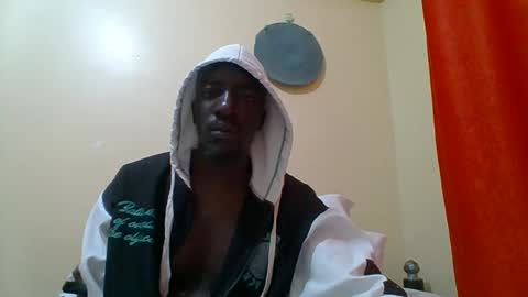 Zlatann2012 online show from 11-19-25, 08:53