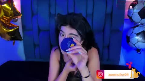 zoe_axel1 online show from 06-29-26, 07:47