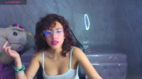 zoe_ch_ online show from 07-22-26, 03:09