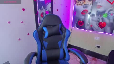 Z O E online show from 05-19-26, 04:30