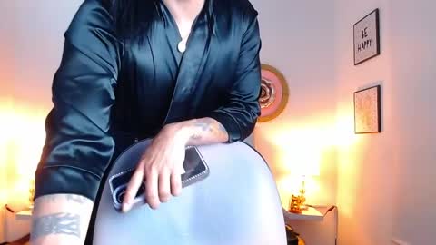 Snapshot of zoe_hecate chatting on 05-16-26, 01:35 zoe_hecate online show from 05-16-26, 01:35