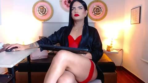 Snapshot of zoe_hecate chatting on 05-23-26, 01:00 zoe_hecate online show from 05-23-26, 01:00