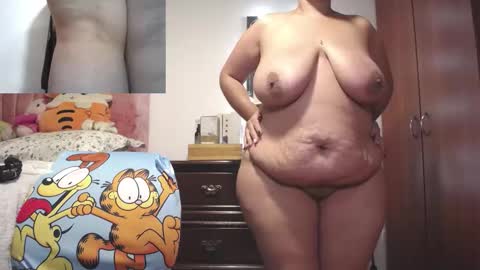 Snapshot of zoe_hotxxx chatting on 03-10-26, 02:27 zoe hotxxx online show from 03-10-26, 02:27