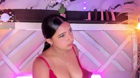 Snapshot of zoe_johnsonn1 chatting on 05-23-26, 10:03 Zoey online show from 05-23-26, 10:03