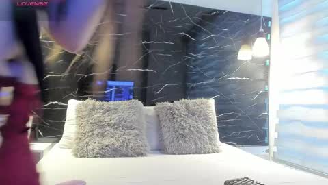 Zoe online show from 02-06-26, 11:46