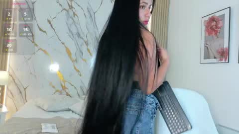 Snapshot of zoe_longhair chatting on 05-23-26, 08:02 zoe_longhair online show from 05-23-26, 08:02