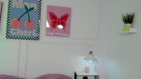 Zoe Lynch online show from 03-24-26, 11:26