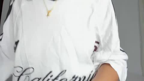 zoe_mrl online show from 04-12-26, 09:36