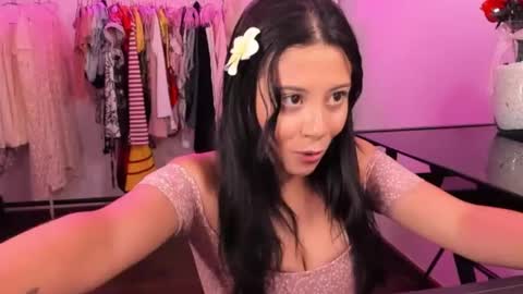 zoecams online show from 03-05-25, 11:49