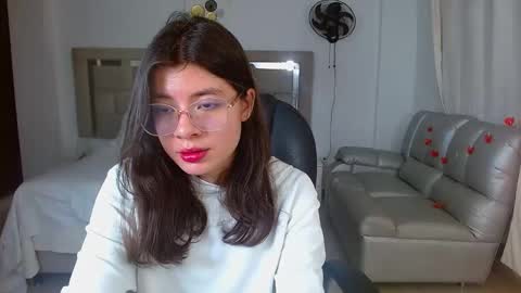 Snapshot of zoecruzz chatting on 03-24-26, 02:55 ZOE online show from 03-24-26, 02:55