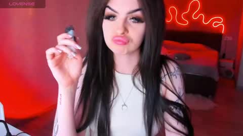 Snapshot of zoedrift chatting on 05-22-26, 04:12 zoedrift online show from 05-22-26, 04:12