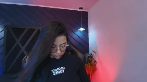 Zoe 3 online show from 03-16-26, 05:17