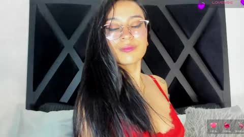 Zoe 3 online show from 05-27-26, 05:54