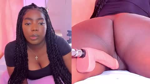 Snapshot of zoeethompson_cm chatting on 04-18-26, 10:52 online show from 04-18-26, 10:52