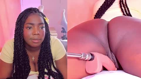 Snapshot of zoeethompson_cm chatting on 04-19-26, 10:47 online show from 04-19-26, 10:47
