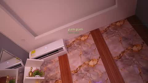 Snapshot of zoey_fox_ chatting on 02-14-26, 09:22 zoey fox online show from 02-14-26, 09:22