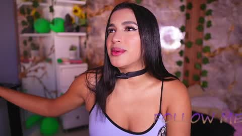 Snapshot of zoey_fox_ chatting on 03-25-26, 11:22 zoey fox online show from 03-25-26, 11:22